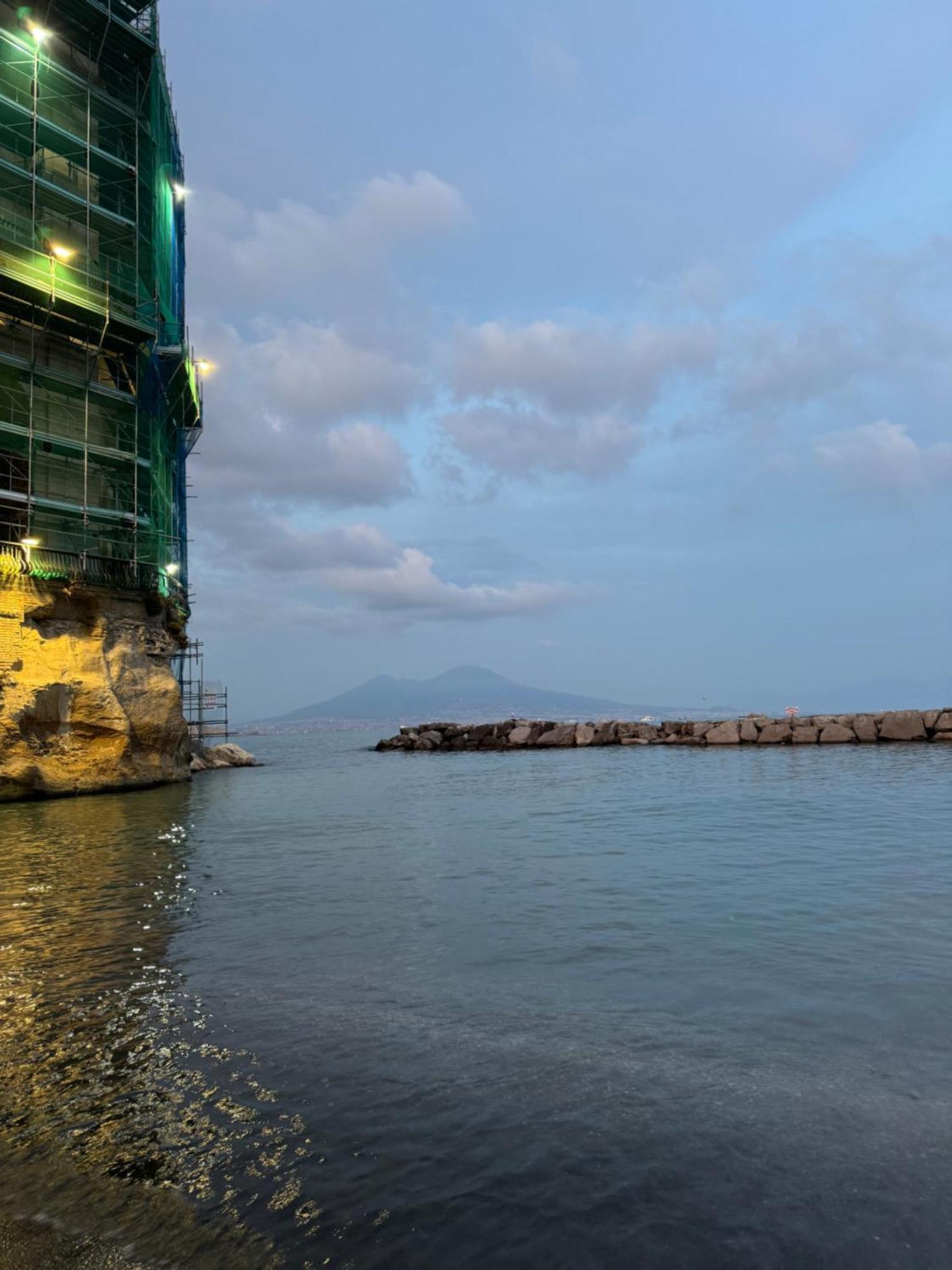 Wanderlust Aria Di Mare Apartment Napoli Bagian luar foto